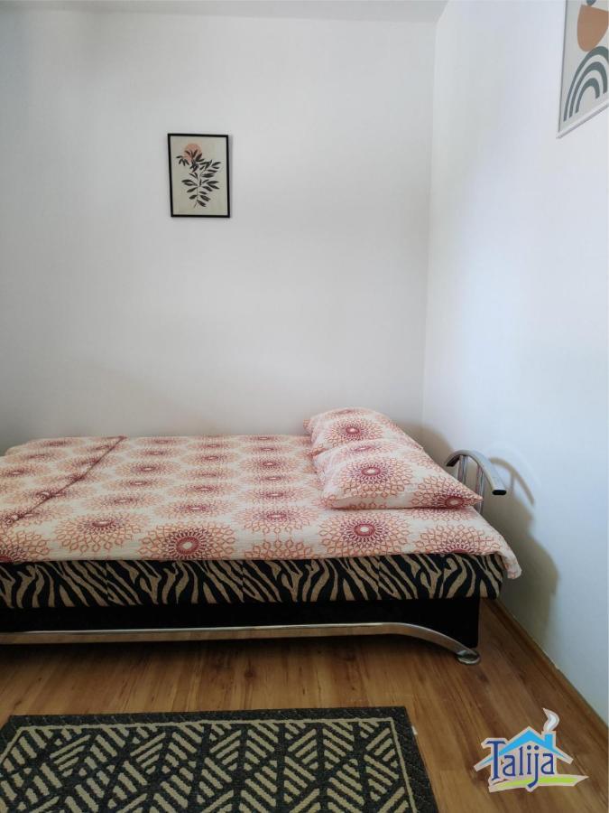 Talija Villa Bar Dış mekan fotoğraf